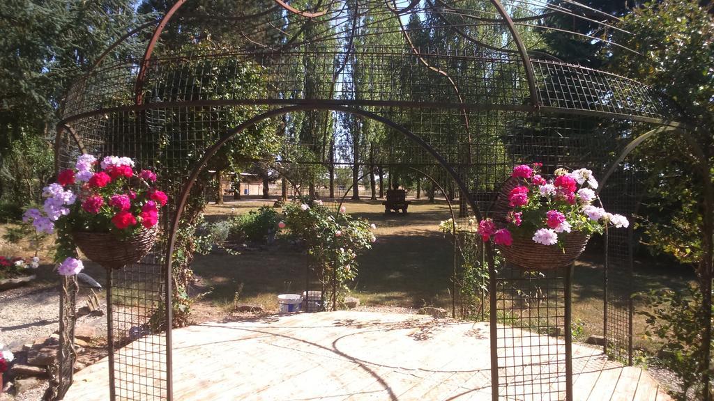 Chevigny Allee Des Peupliers Bed & Breakfast エクステリア 写真